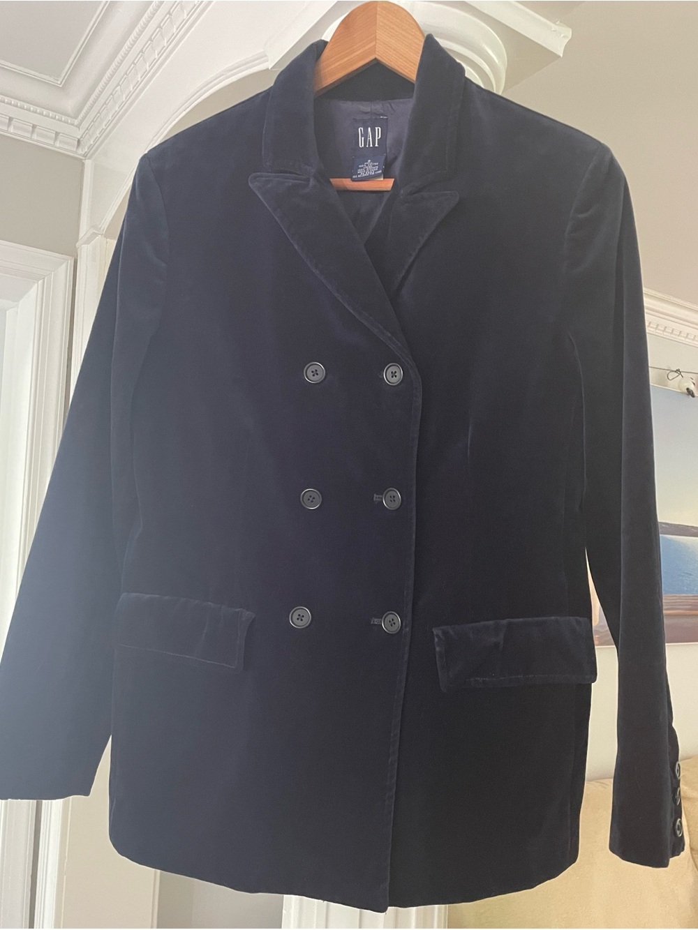 GAP Women's Dark Navy Velvet Double-Breasted Blazer. Size 8